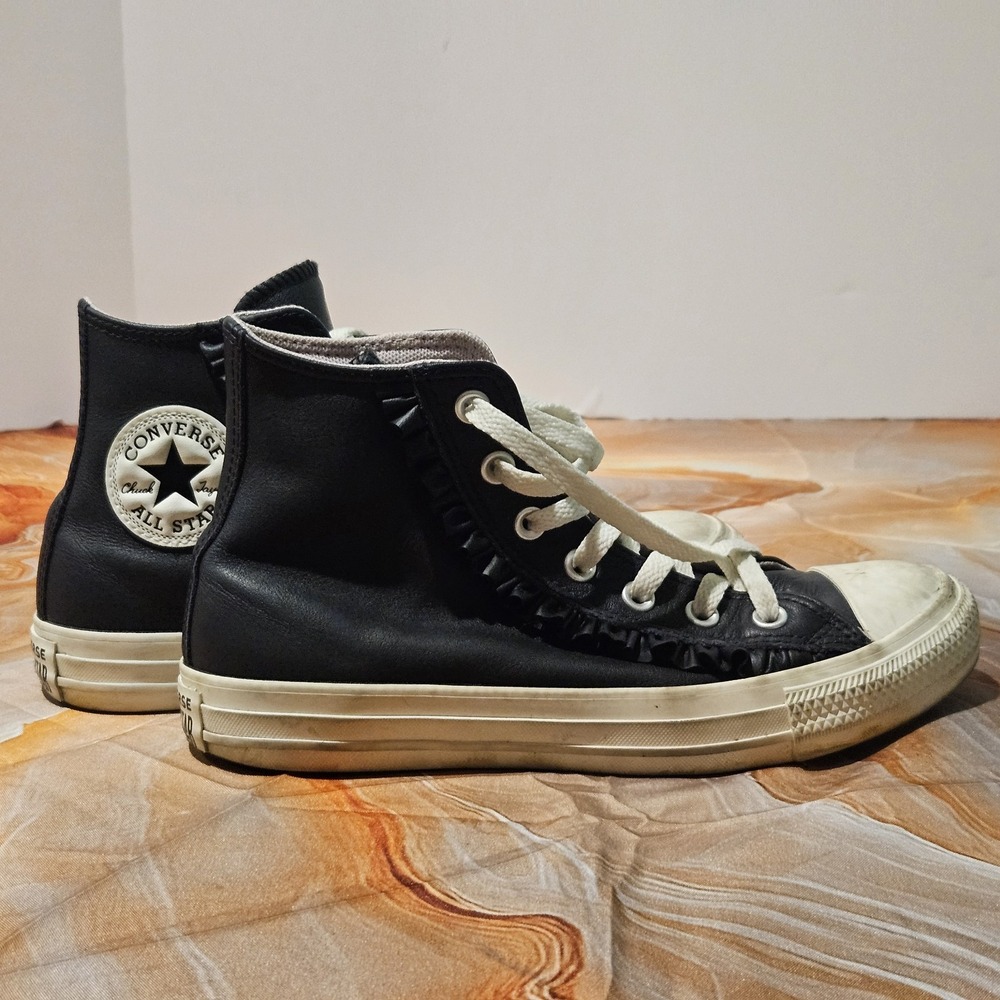 Converse SAMPLE Chuck Taylor All Star Womens 7 Black Ruffle High Top Sneakers